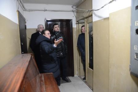 В Госжилинспекцию Московской области обратился житель военного городка Коломна-1 по вопросу неудовлетворительного содержания общего имущества многоквартирного дома.