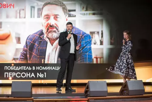 Президент ГК «КОРТРОС» Вениамин Голубицкий 18 июня выступил на пресс-конференции по итогам премии «Рекорды Рынка недвижимости», в которой он стал победителем в номинации «Персона №1».